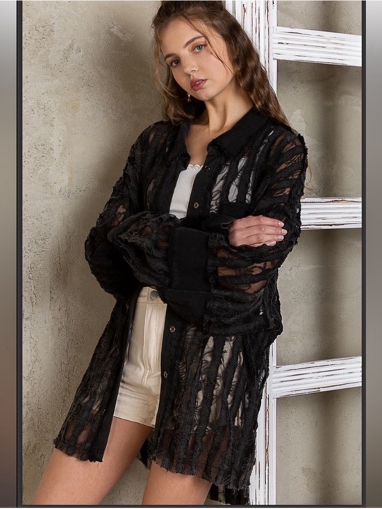 POL Tops - POL Floral Lace Button-down Shirt